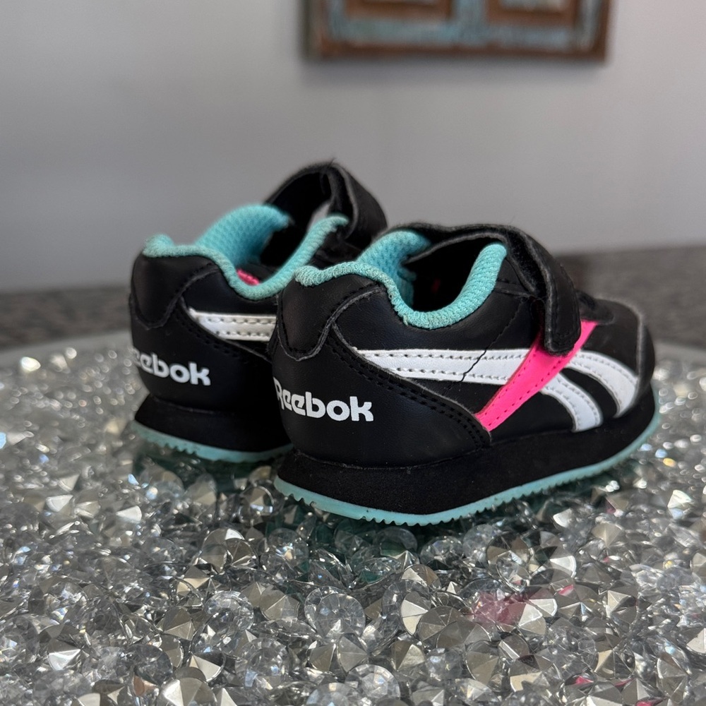 Reebok girls Black, Pink, and Teal Sneakers EUC 5 Toddler - Picture 4 of 9